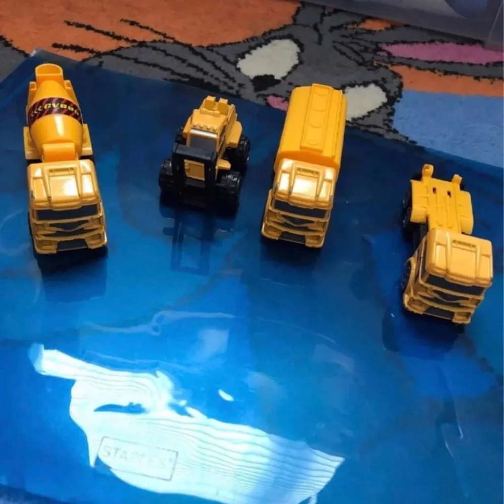 13 Toy Cars
